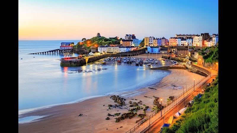 A beautiful sunrise in Tenby Harbour