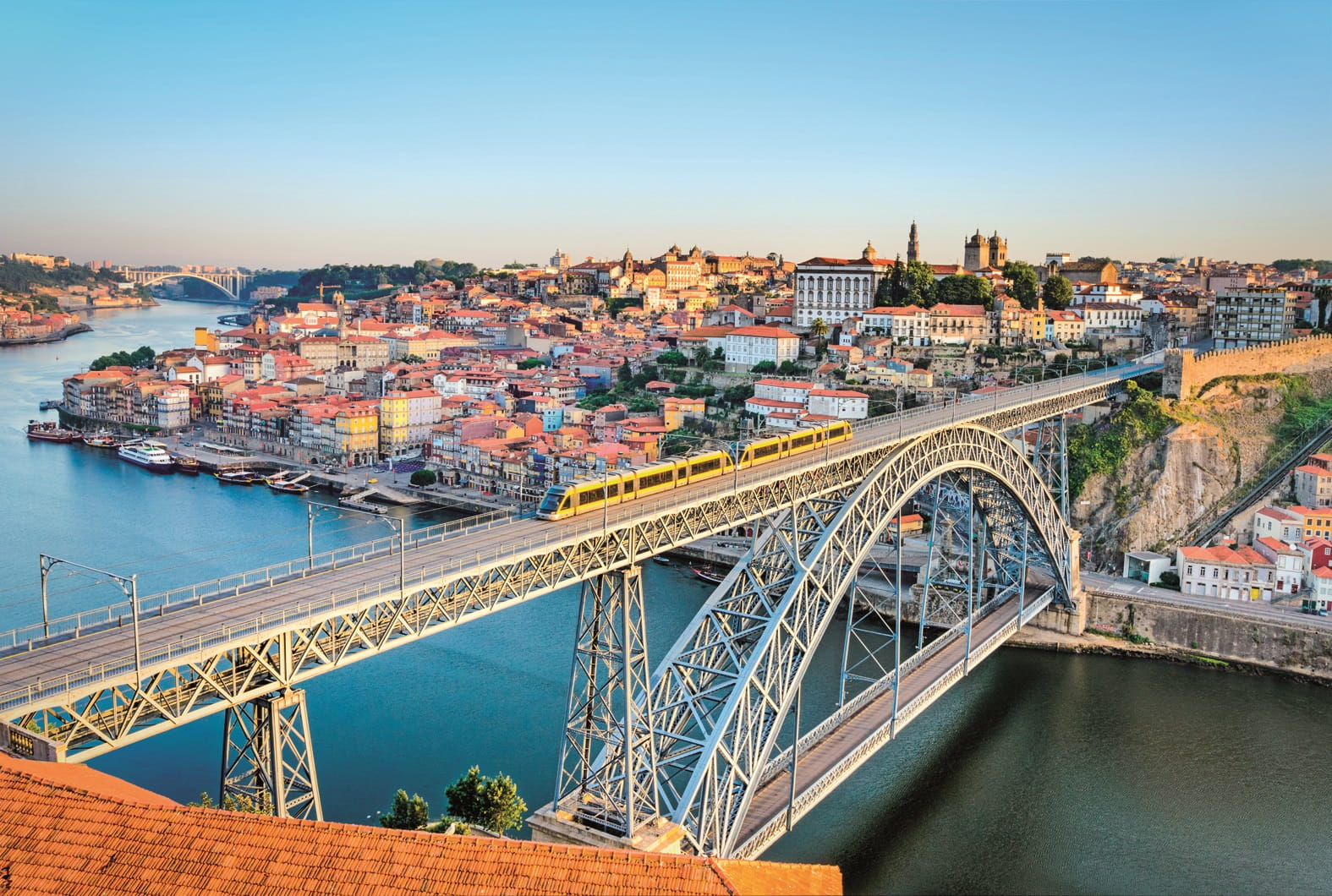 Railway bridge in Porto