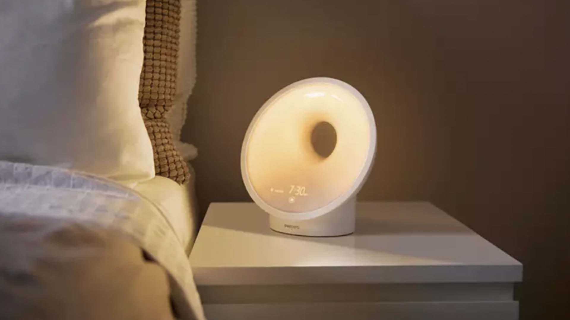 small light next to bed