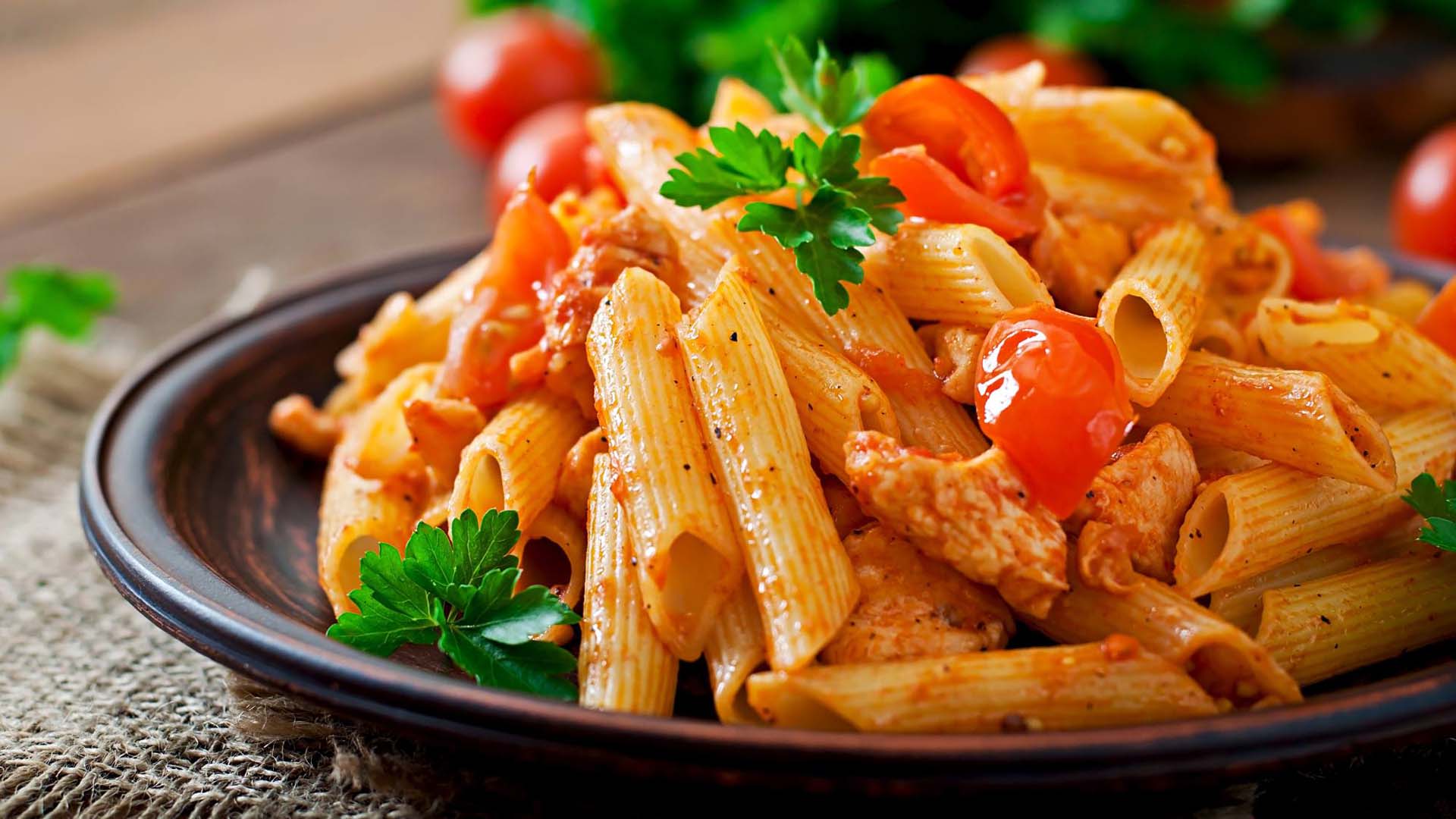 A bowl of tomato pasta