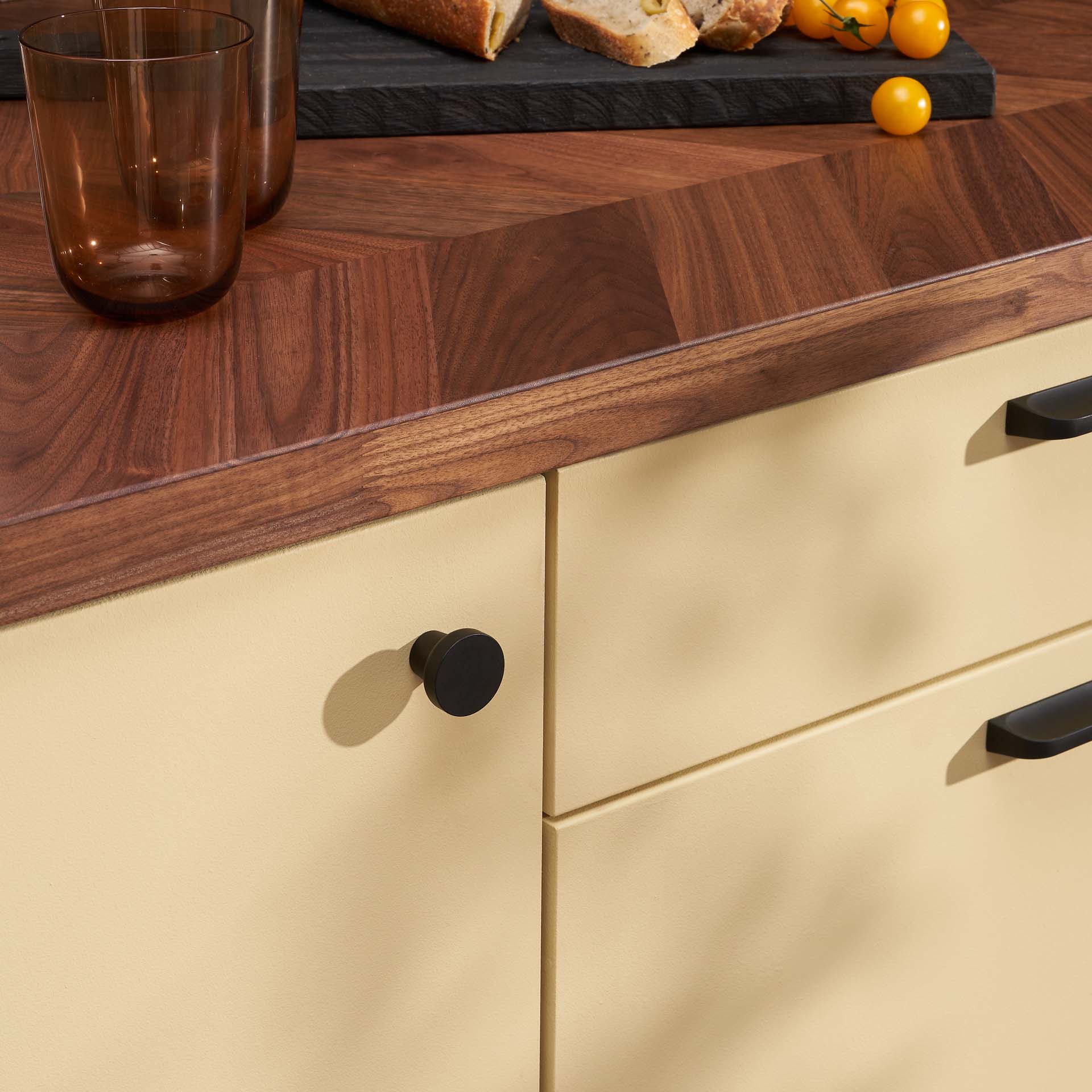 example of knobs over handles 