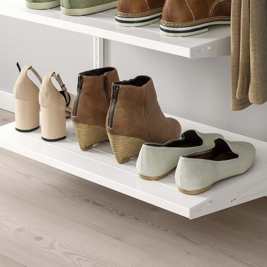 Shelves for shoes