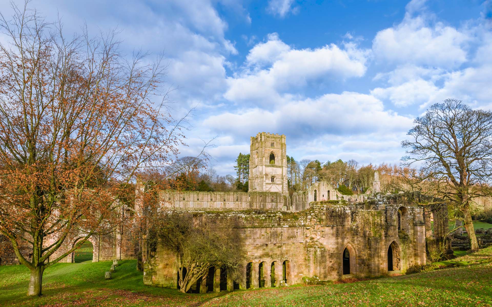 Fountains Abbey on a bright sunny day