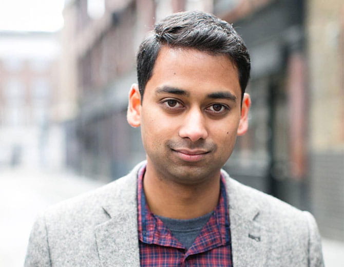 Headshot of Vickraaz