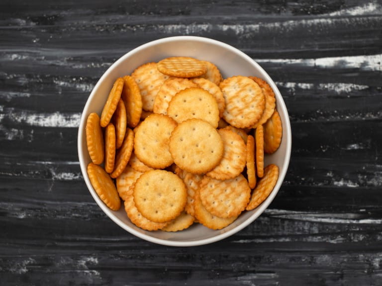 a bowl of crackers