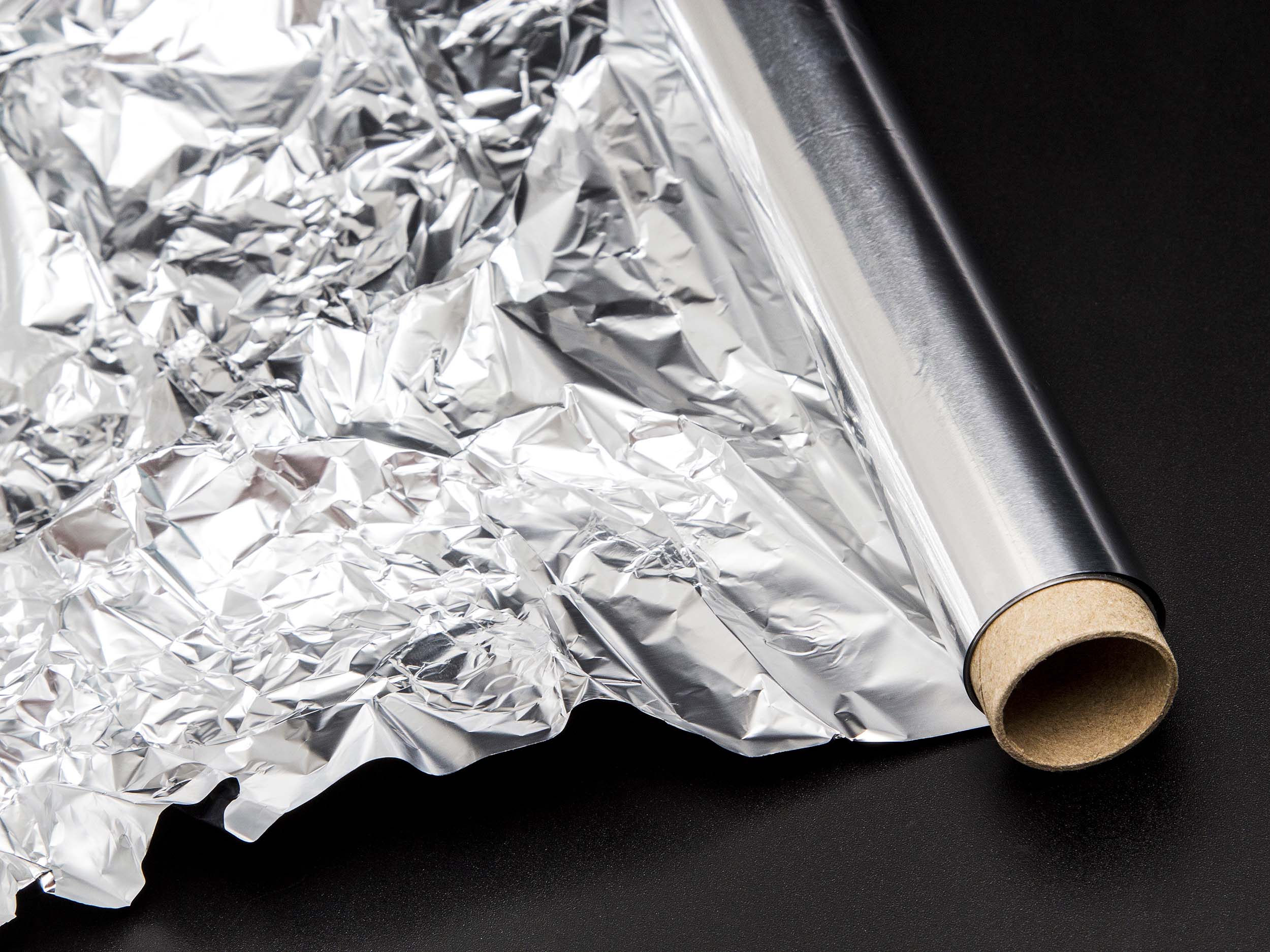 A roll of tin foil
