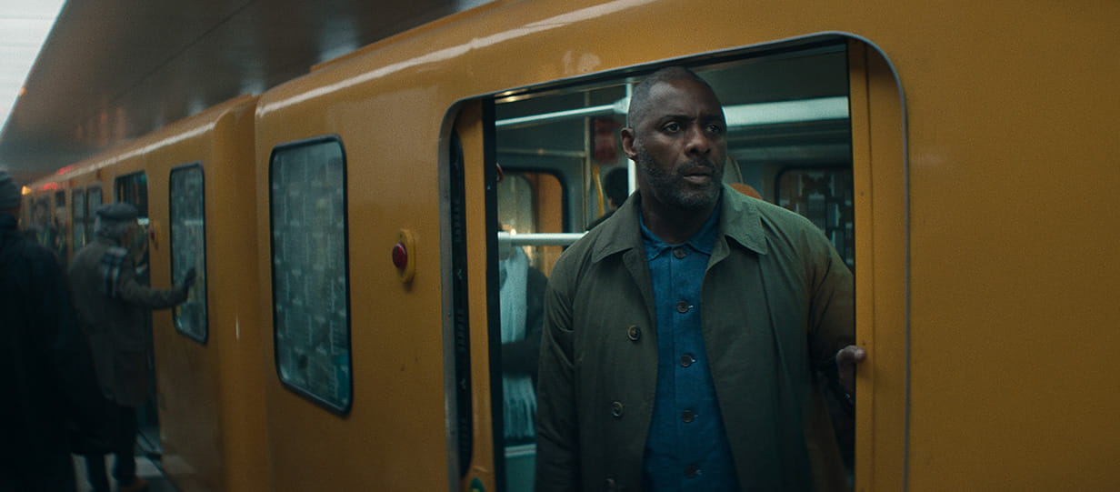 Idris Elba in Hijack
